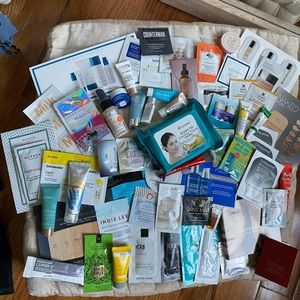 Beauty sample bundle